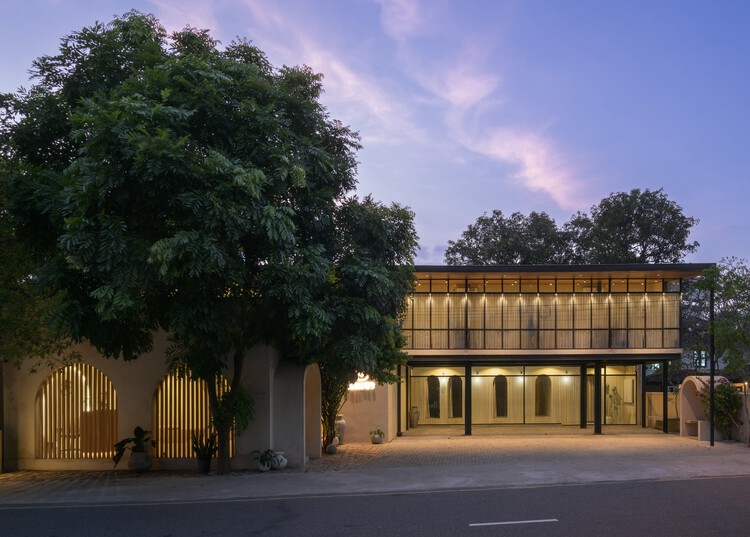 Ampliación y renovación de Noeline / The Silent Architect - Foto exterior, Fachada
