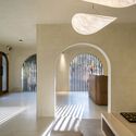 Ampliación y renovación de Noeline / The Silent Architect - Fotografía de interiores, Ventanas, Arco