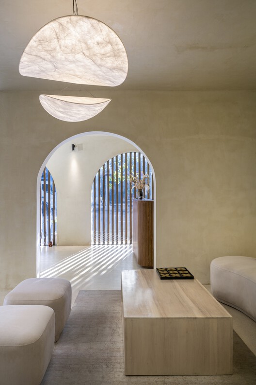 Ampliación y renovación de Noeline / The Silent Architect - Fotografía de interiores, Arco