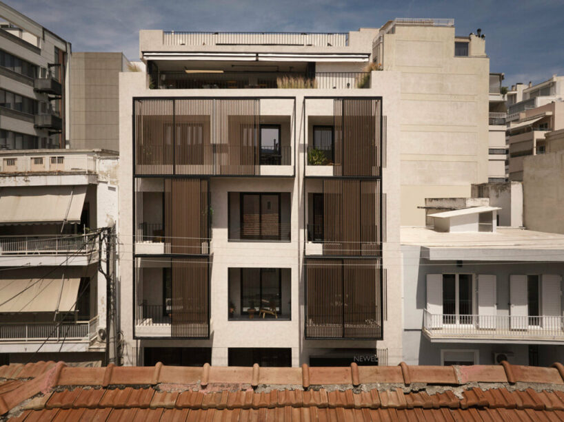 JC Architects transforma un espacio comercial en un hotel urbano de cinco pisos en el corazón de Atenas