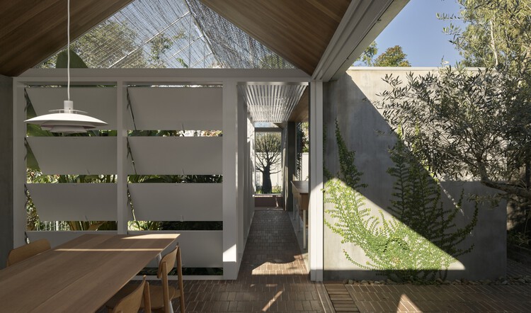Casa Rayuela / JOHN ELLWAY.  ARQUITECTO - Foto Interior, Fachada, Viga