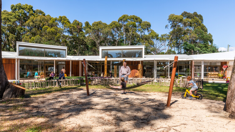 Centro de aprendizaje para niños y familias de Larapi / JAWS Architects - Foto exterior
