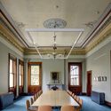 Ayuntamiento de Parramatta / DesignInc + Lacoste + Stevenson Architects + Manuelle Gautrand Architecture + TKD Architects - Fotografía de interiores, comedor, mesa, ventanas, silla