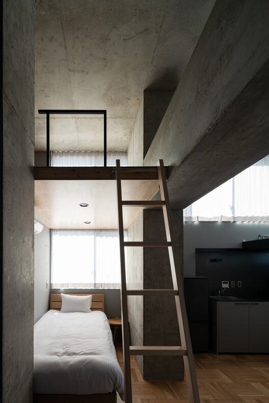 PRISM Inn Ogu Hotel / Hiroyuki Ito Architects - Fotografía interior, cama, dormitorio