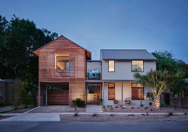 Casa Barrera / Cotton Estes Arquitecto - Fotografía Exterior, Ventanas, Puerta, Fachada