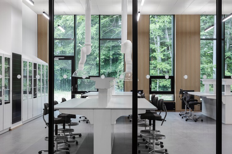Centro de investigación B357 / Christensen & Co.  Arquitectos - Fotos de interiores, Mesa, Ventanas, Silla, Vidrio