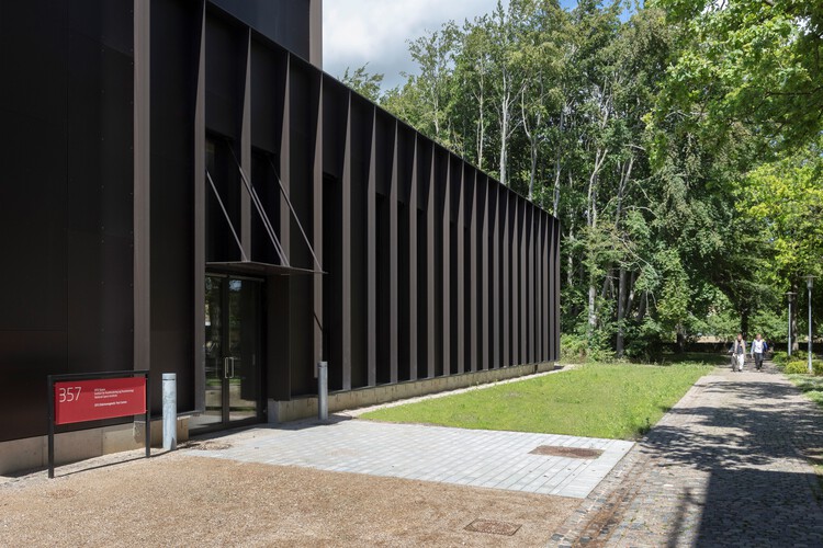 Centro de investigación B357 / Christensen & Co.  Arquitectos - Foto Exterior, Fachada
