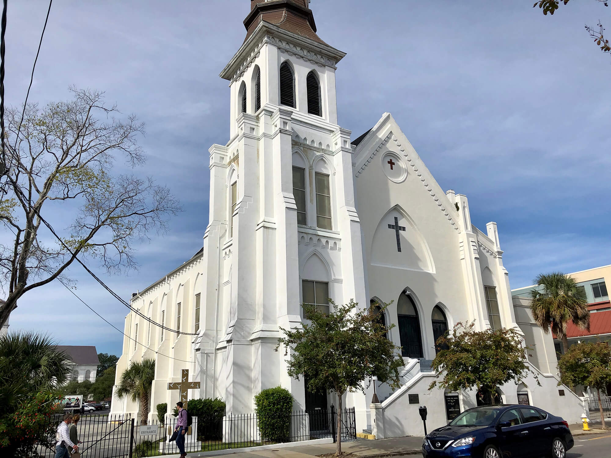 Iglesia Madre Emanuel desde la calle.
