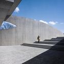 Estación de servicio Jiapeng Village / Zhaoyang Architects - Imagen 31