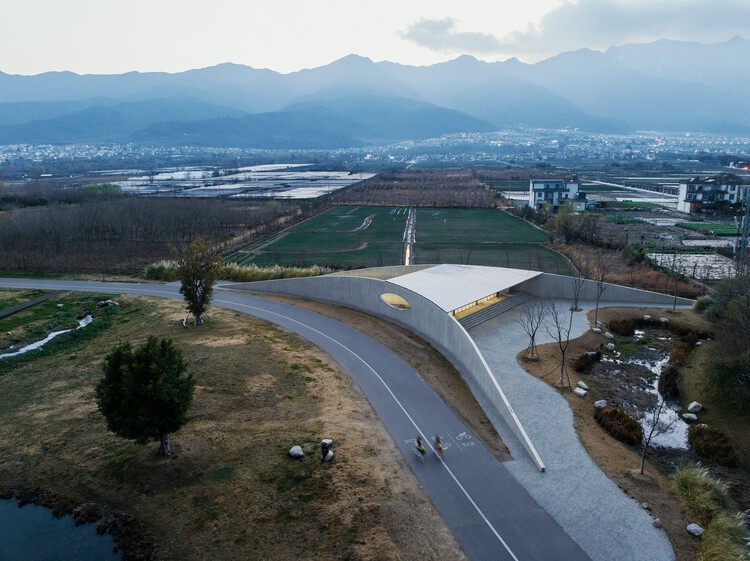 Estación de servicio Jiapeng Village / Zhaoyang Architects - Imagen 31