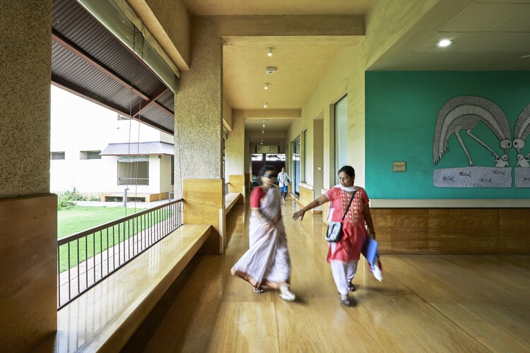 Hospital de especialidades múltiples JSW Sanjeevani / SJK Architects - Fotografía interior