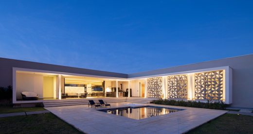 Casa Jaguariúna en forma de L São Paulo Brasil
