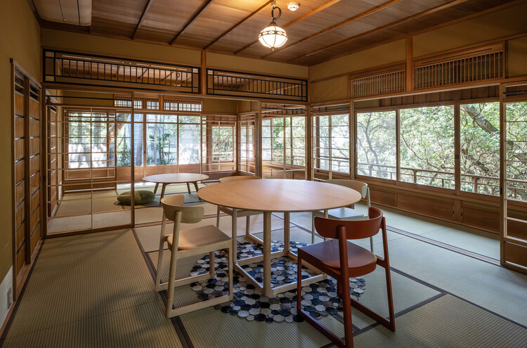 Piensa en el monte.  Cabañas / Osamu Morishita Architect & Associates - 29/15.  imagen