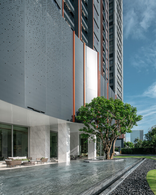 Edificio residencial Life Ladprao Valley / Openbox Architects - Foto exterior, fachada