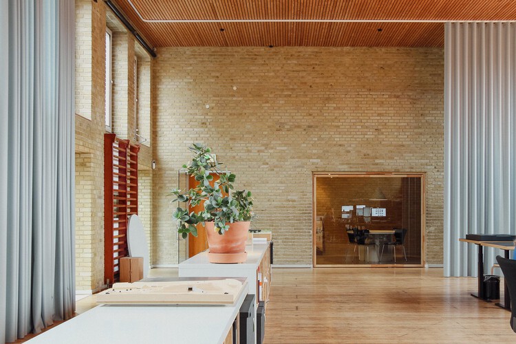 Paradiset Studio / LOOP Architects - Fotografía interior, Mesa