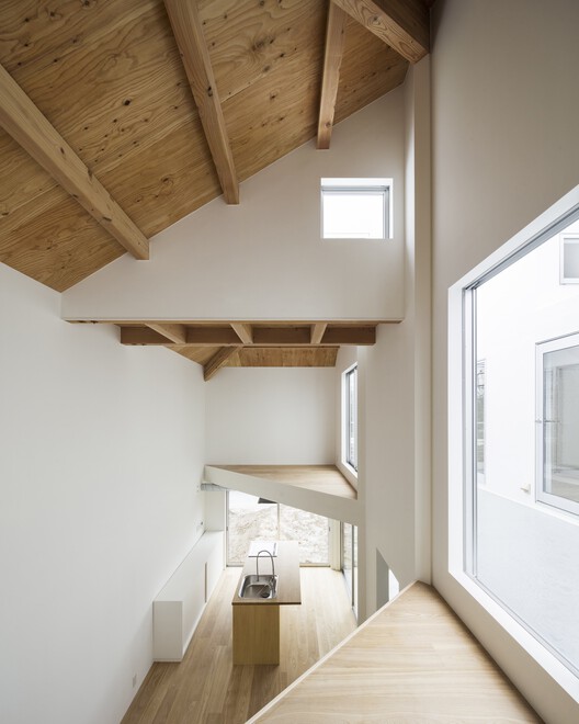 Casa Kumagaya / CHOP+ARCHI - Fotografía de interiores, Ventanas, Vigas