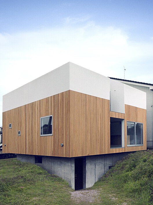 Casa Kumagaya / CHOP+ARCHI - Fotografía exterior, fachada, ventanas