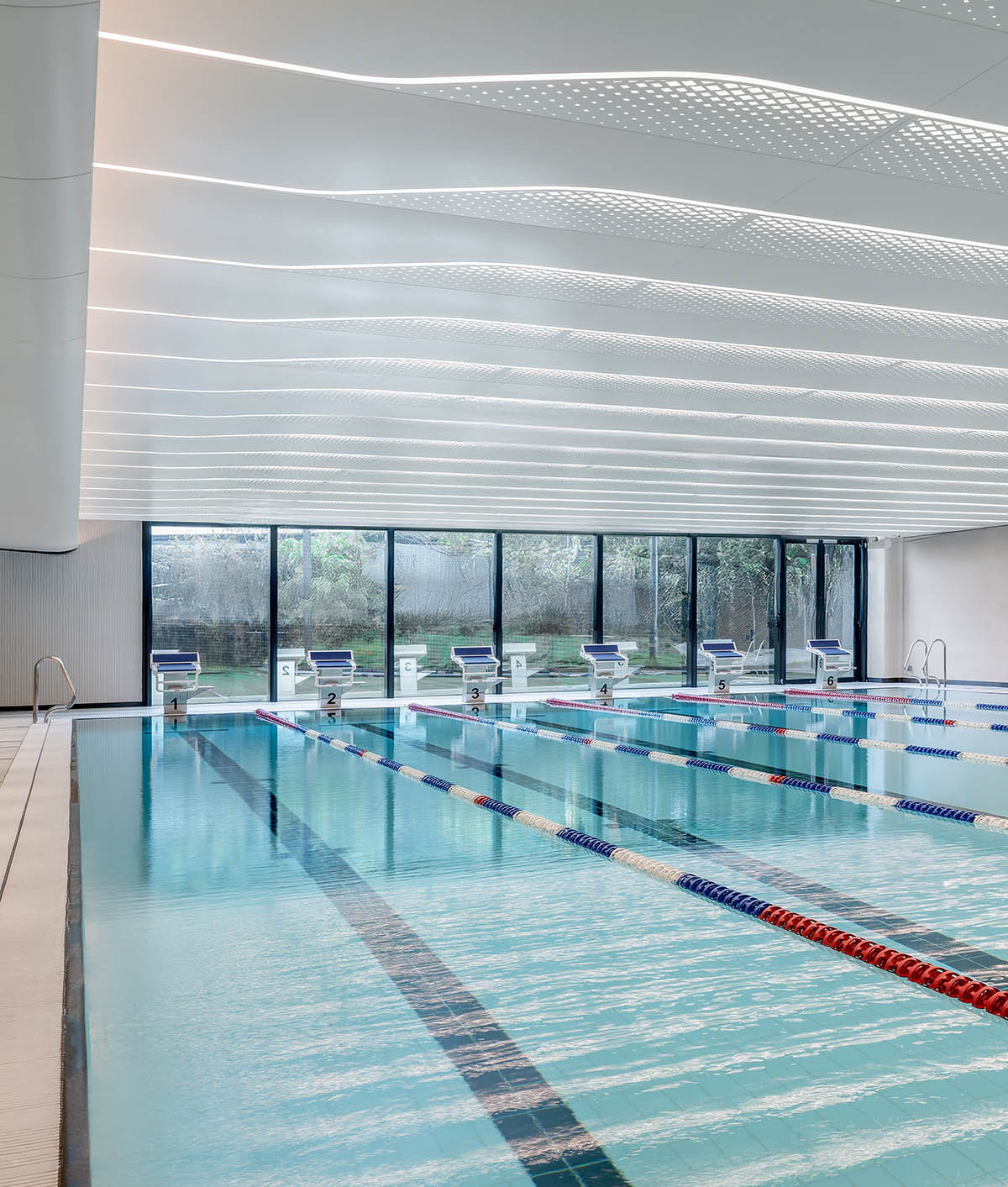Los arquitectos Zaha Hadid forman un nuevo deporte comunitario y ocio en Hong Kong 