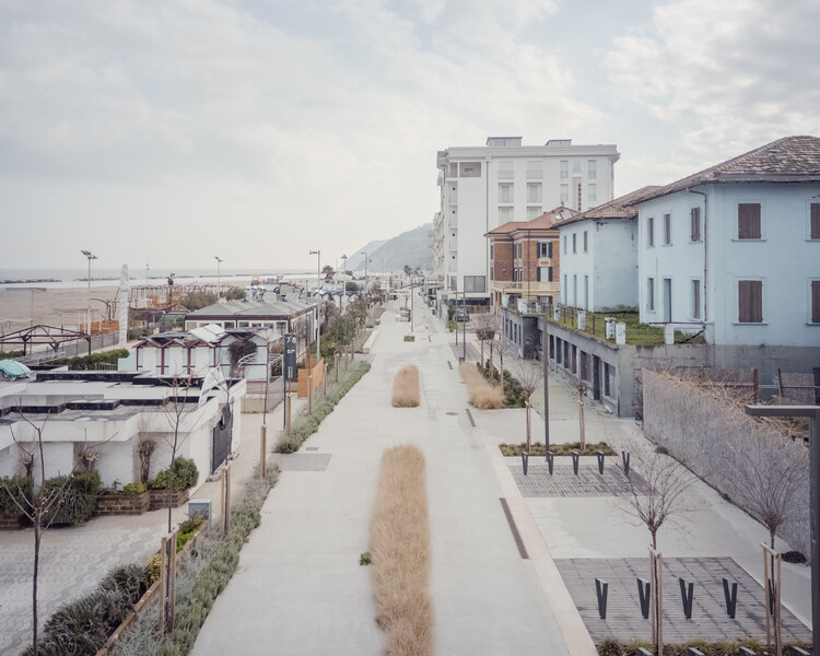 Gabicce Mare Coastal Pide / Architects Barbara Balassone + Gianluca Mazzari - Foto exterior