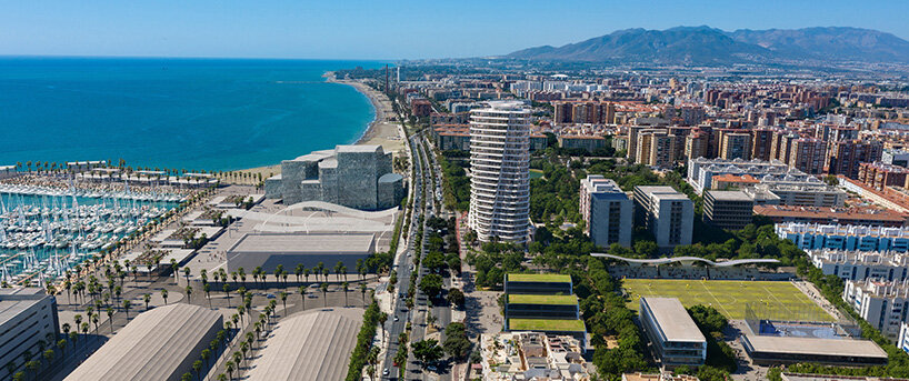 Zaha Hadid Architects '21 Floor Towers usa una propuesta de regeneración del vecindario en Málaga
