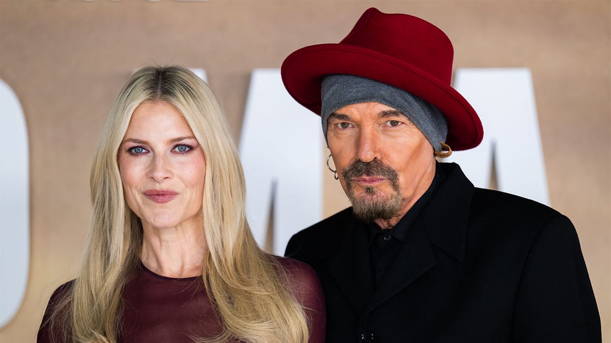Ali Larter y Billy Bob Thornton en la foto