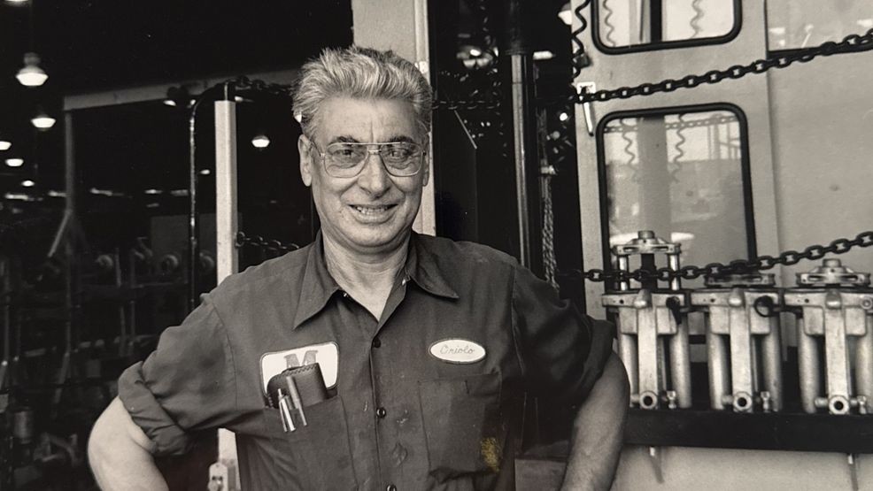 Antonio Pop Oriolo, un orgulloso empleado de Metro cuya futura familia también trabajaría en WMATA. (WMATA)