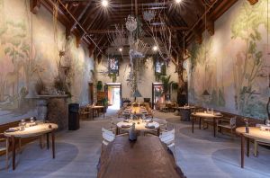 El comedor de Noma en Paramour Estate en Silver Lake, California, donde cuesta 1.500 dólares por persona.