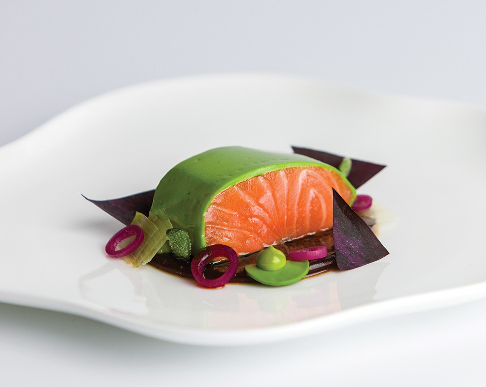Plato de salmón del atlas